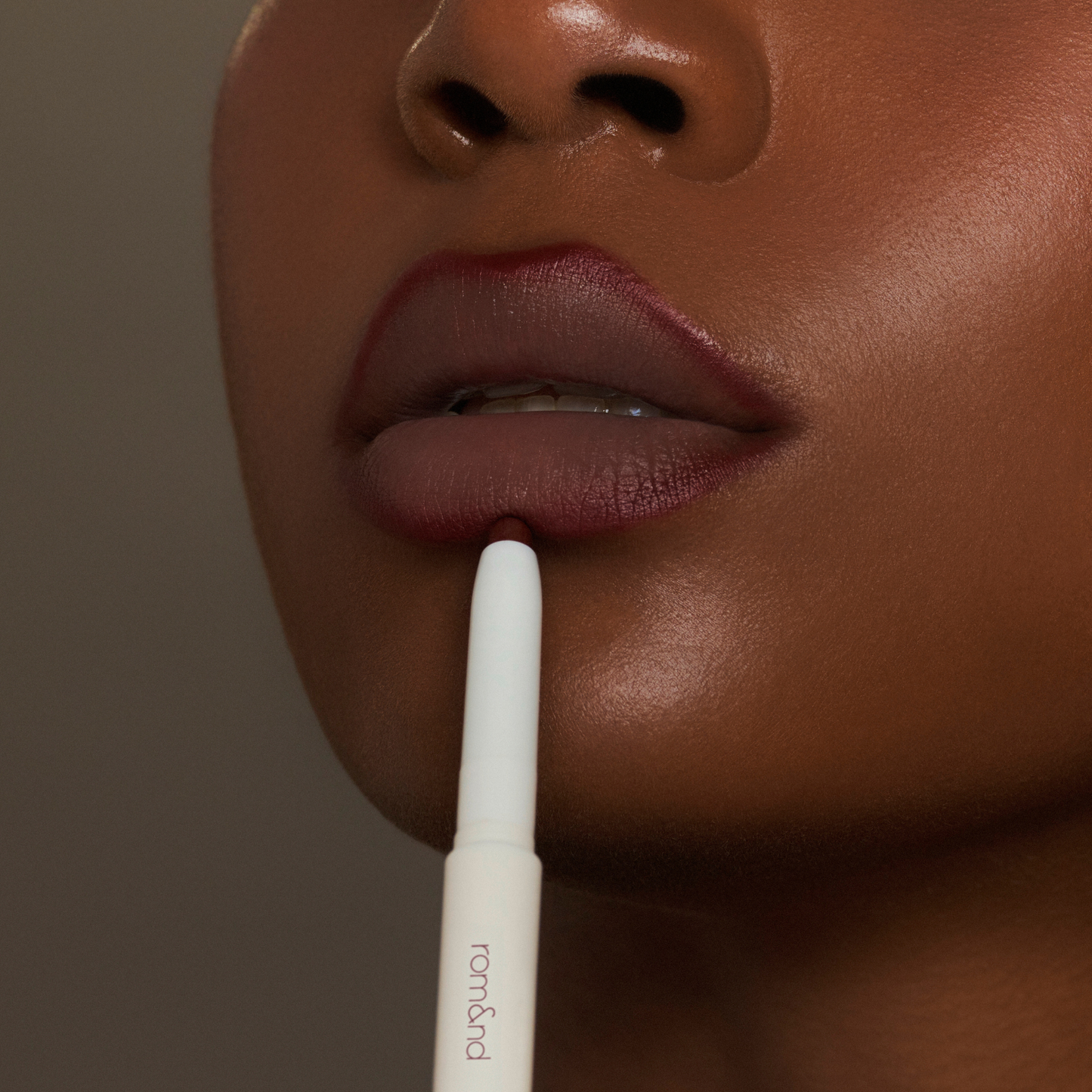 👄Final 3 hours 75% off:LIP VOLUME HACK TRIO (3 Shades, Lip Mate Pencil & Melting Balm & Color Gloss)